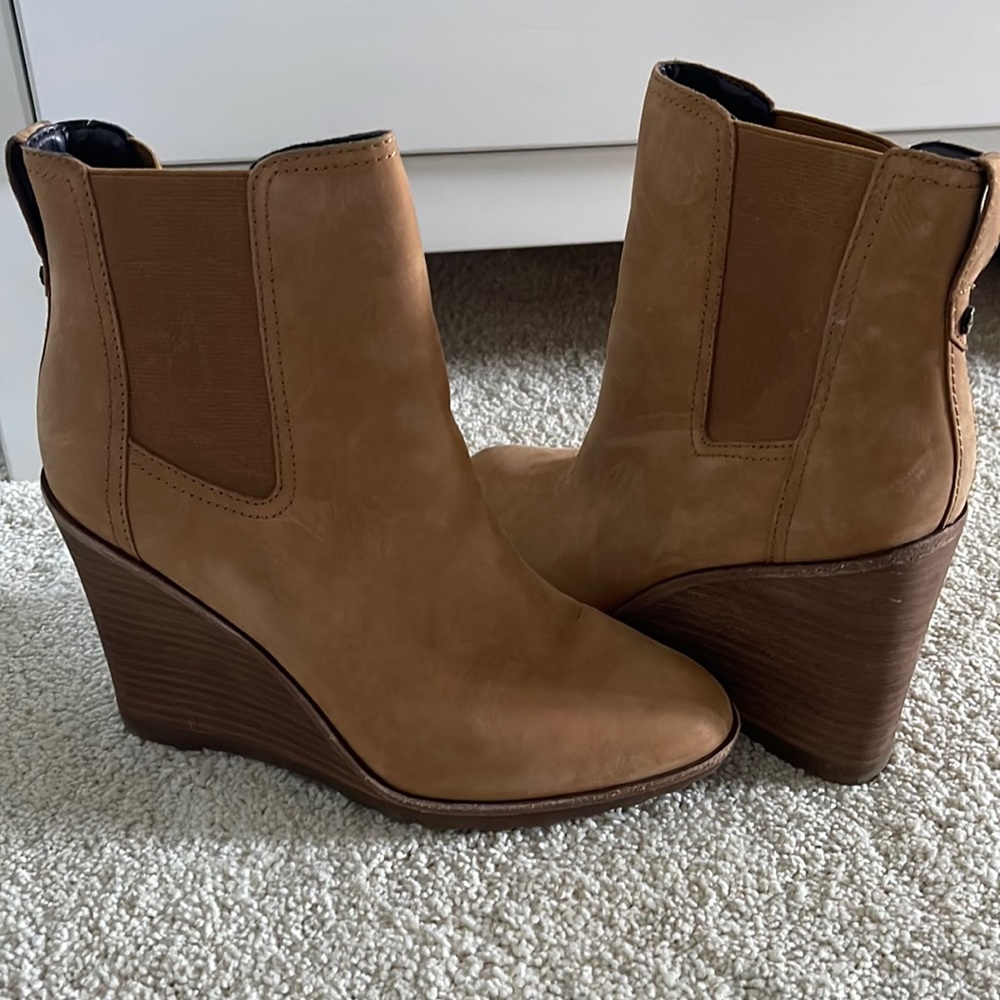Aldo brown suede booties